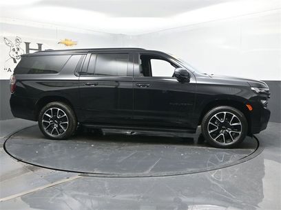 Used 2024 Chevrolet Suburban RST w/ Luxury Package