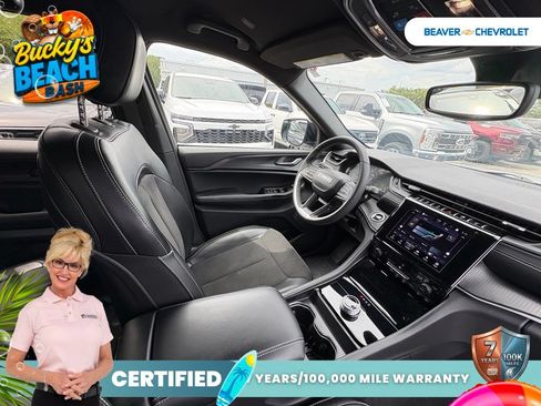 Used 2024 Jeep Grand Cherokee L Laredo AWD/4WD image 26