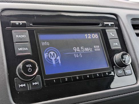 Used 2020 Honda HR-V LX image 26