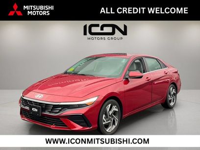 Used 2025 Hyundai Elantra Limited