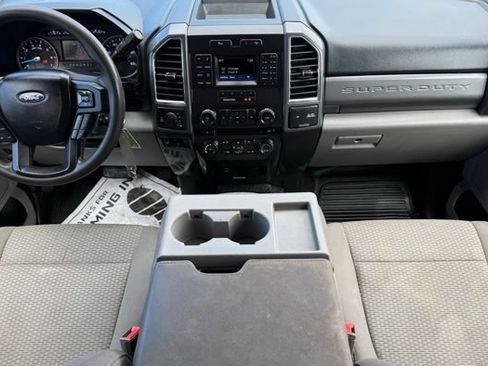 Used 2018 Ford F250 XLT w/ XLT Value Package AWD/4WD image 12