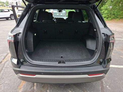 Used 2025 Chevrolet Equinox LT AWD/4WD image 29