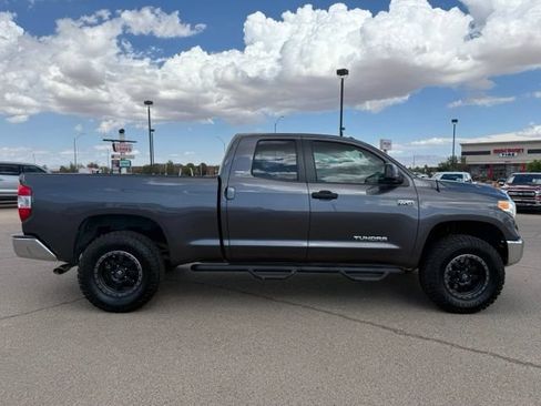 Used 2017 Toyota Tundra SR5 RWD image 4