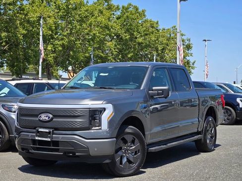 New 2025 Ford F150 Lightning Flash image 2