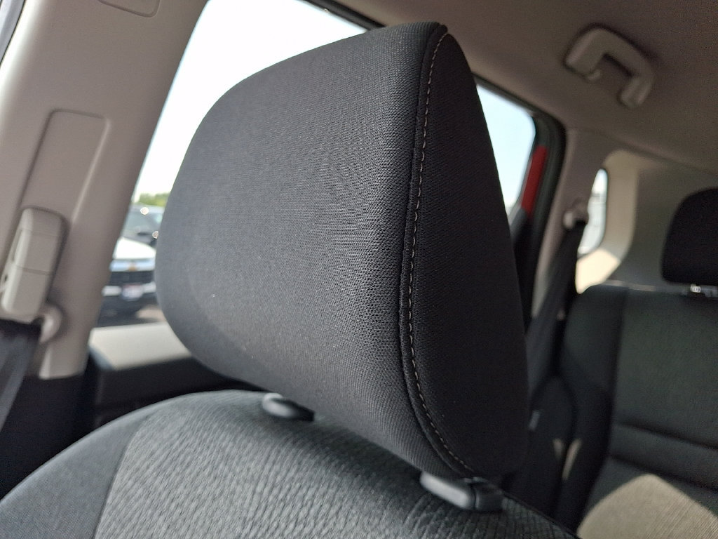 Used 2026 Nissan Rogue SV AWD/4WD image 18