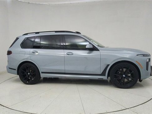 Used 2024 BMW X7 xDrive40i w/ M Sport Package image 67