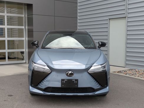 Used 2023 Lexus RZ 450e Premium image 8