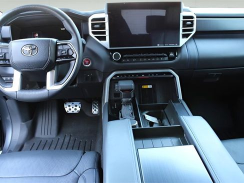 Used 2024 Toyota Tundra Platinum image 9