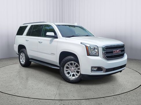 Used 2020 GMC Yukon SLE w/ Convenience Package AWD/4WD image 1