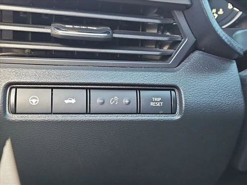 Used 2019 Nissan Altima 2.5 Platinum image 16