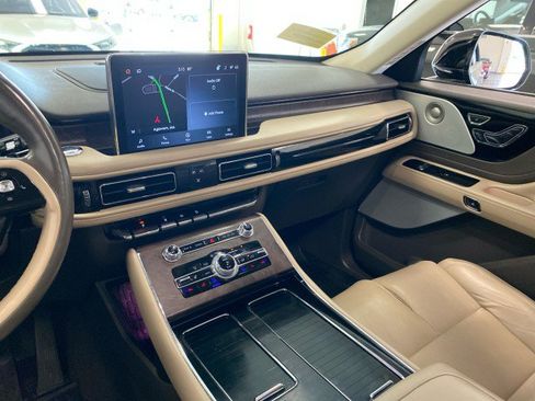Used 2023 Lincoln Aviator Reserve w/ Equipment Group 201A AWD/4WD image 13