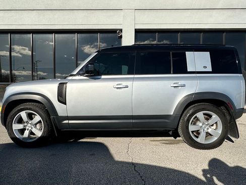 Used 2020 Land Rover Defender 110 First Edition image 6