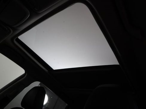 Used 2021 Subaru Forester Limited image 25