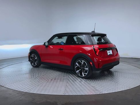 New 2026 MINI Cooper 2-Door Hardtop FWD image 6