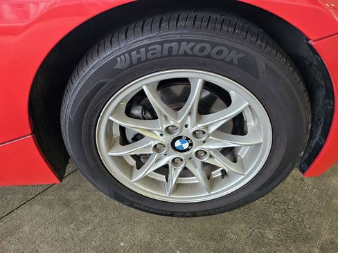 Used 2003 BMW Z4 2.5i image 9