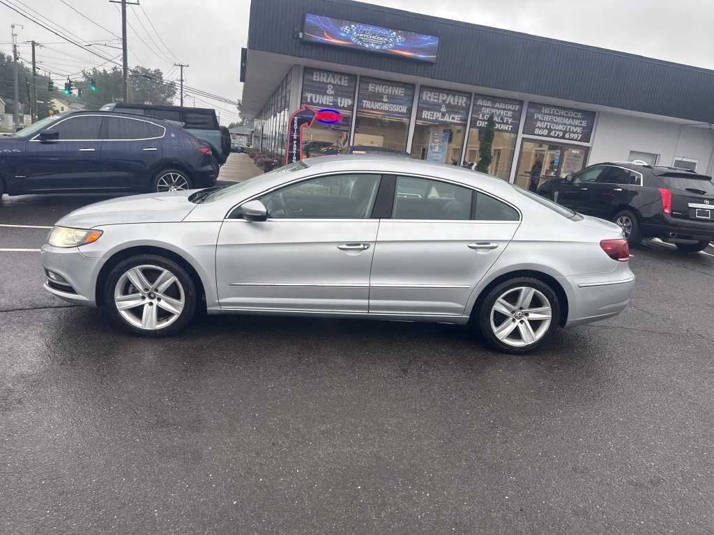 Used 2013 Volkswagen CC Sport FWD image 2