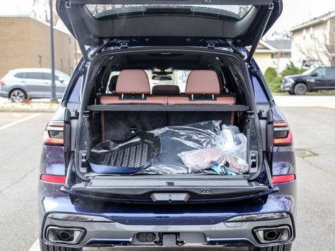 New 2026 BMW X7 xDrive40i w/ Executive Package image 28