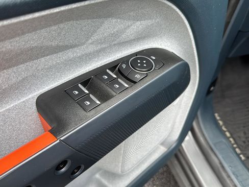 Used 2022 Ford Maverick XLT image 26