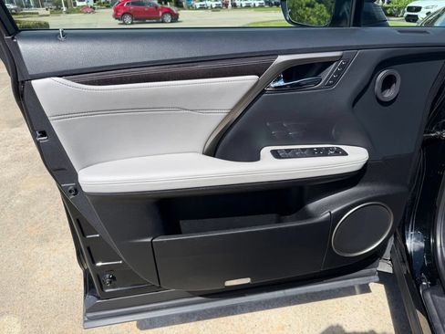 Used 2019 Lexus RX 450h AWD image 12