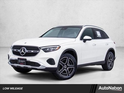 Certified 2026 Mercedes-Benz GLC 300 4MATIC image 1