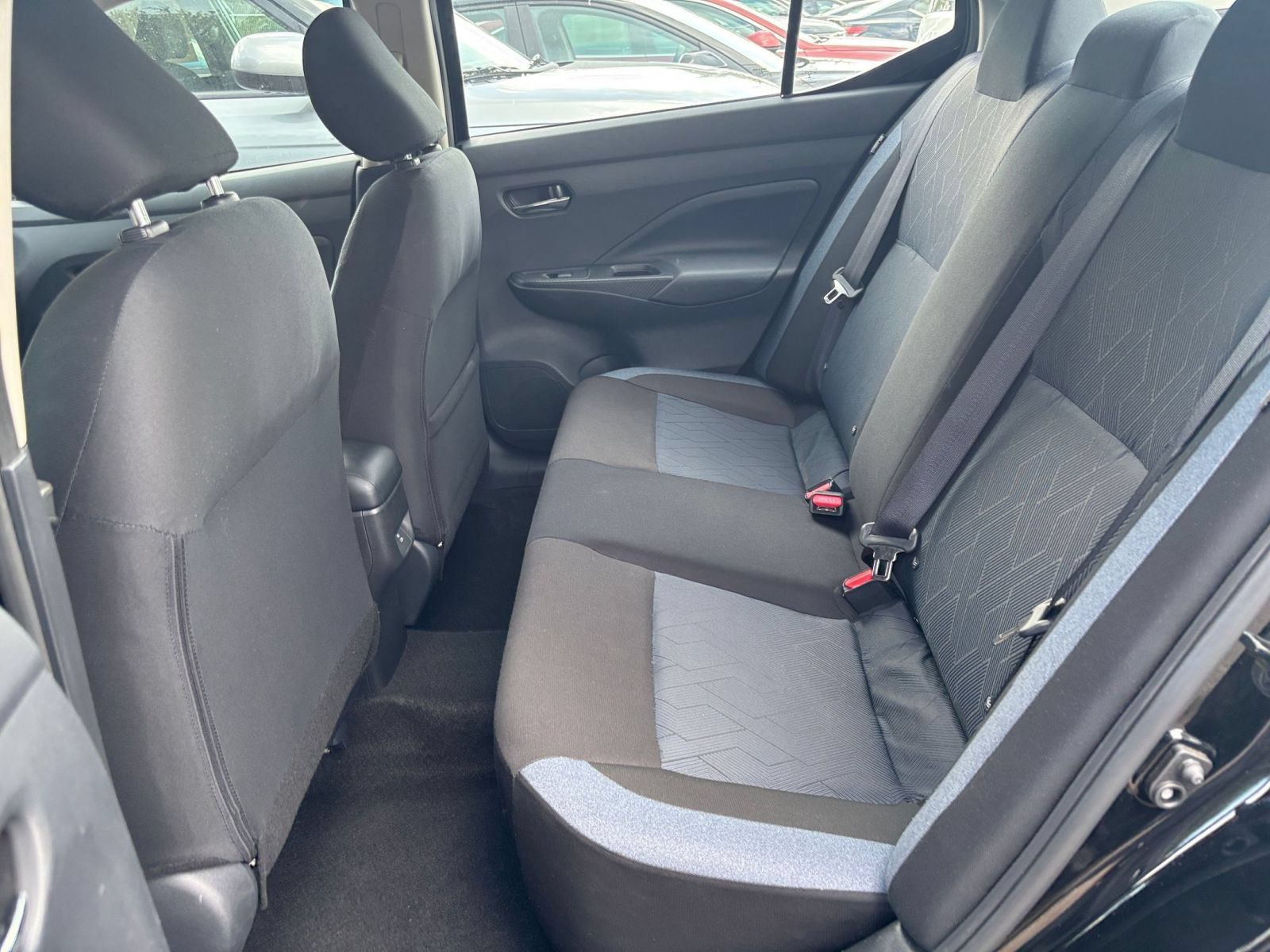 Used 2025 Nissan Versa SV FWD image 22