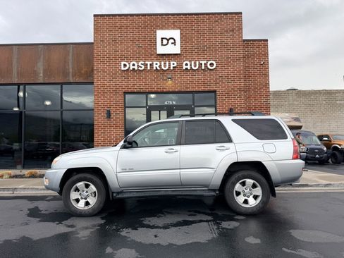 Used 2003 Toyota 4Runner SR5 image 5