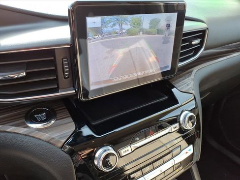 Used 2023 Ford Explorer Limited image 36