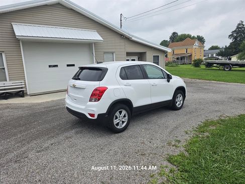 Used 2020 Chevrolet Trax LS w/ Tint and Cruise Package AWD/4WD image 6