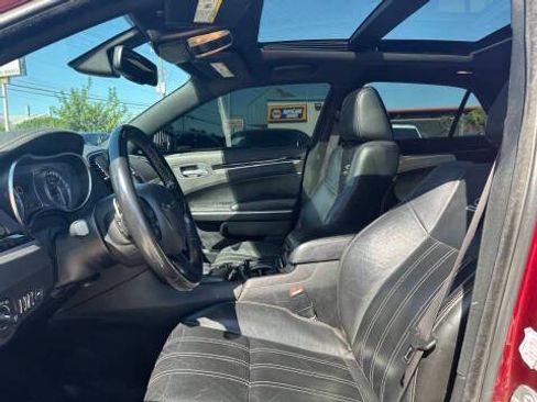 Used 2021 Chrysler 300 S w/ S Model Appearance Package RWD image 5