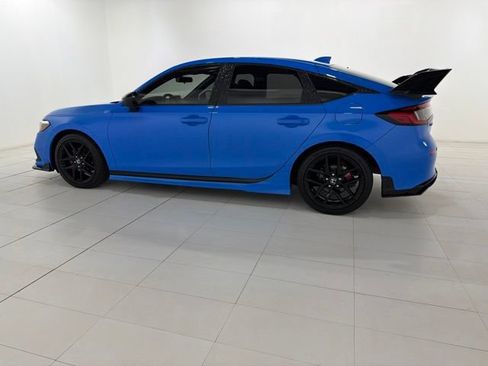 Used 2024 Honda Civic Sport image 2