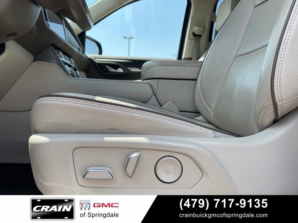 Used 2023 GMC Yukon Denali AWD/4WD image 11