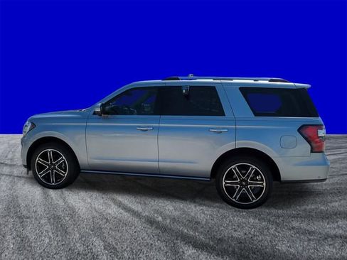 Used 2020 Ford Expedition Limited w/ Special Edition Package image 7