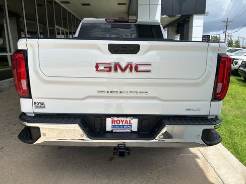 Used 2026 GMC Sierra 1500 SLT AWD/4WD image 6