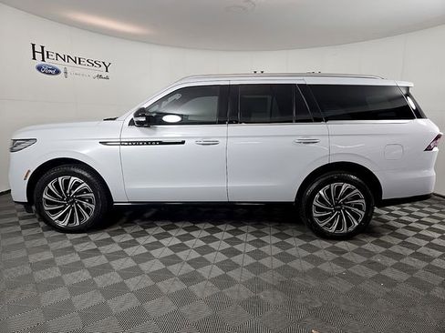 New 2026 Lincoln Navigator Black Label AWD/4WD image 8