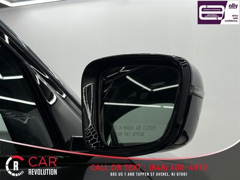 Used 2018 BMW 530e xDrive w/ M Sport Package 2 AWD/4WD image 46