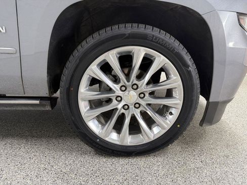 Used 2019 Chevrolet Suburban Premier w/ Premier Plus Edition AWD/4WD image 51
