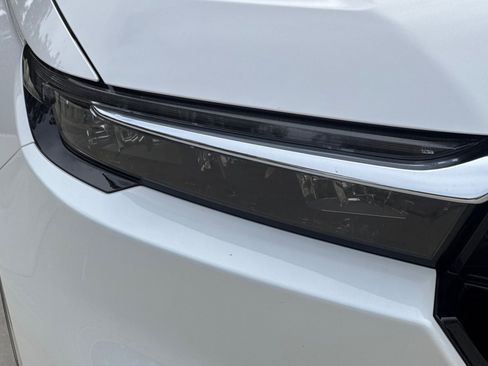 Used 2024 Honda CR-V EX image 11