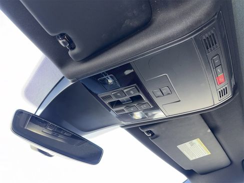 Certified 2024 Volkswagen Tiguan SE R-Line image 16