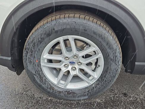 New 2026 Ford Explorer Active w/ Active Comfort Package RWD image 17