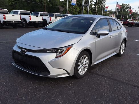 Used 2021 Toyota Corolla LE w/ LE Convenience Package FWD image 27