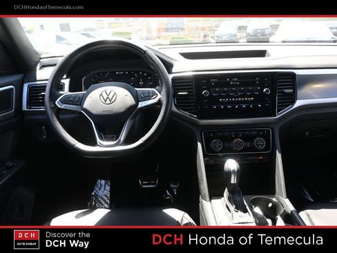 Used 2023 Volkswagen Atlas Cross Sport SEL R-Line AWD/4WD image 8