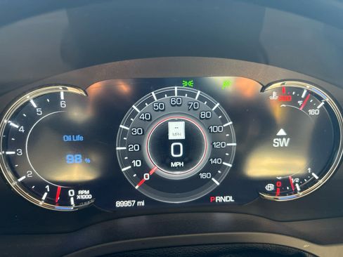 Used 2019 Cadillac Escalade Luxury image 16