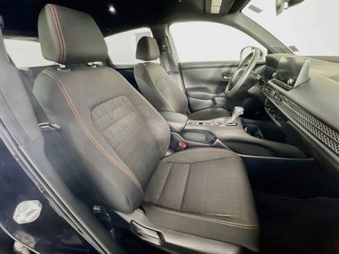 Certified 2025 Honda HR-V Sport image 29