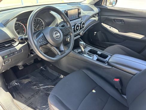 Used 2024 Nissan Sentra S FWD image 17