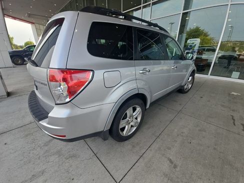 Used 2009 Subaru Forester 2.5X w/ Utility Pkg AWD/4WD image 3