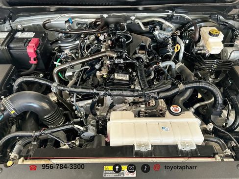 Used 2026 Toyota Tacoma SR5 AWD/4WD image 28