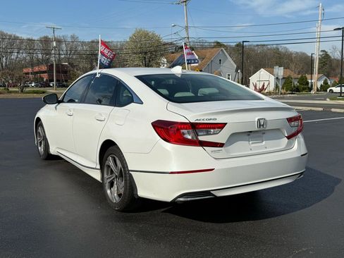 Used 2019 Honda Accord EX image 7