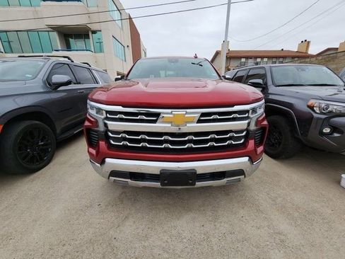 Used 2022 Chevrolet Silverado 1500 LTZ w/ LTZ Premium Package image 2
