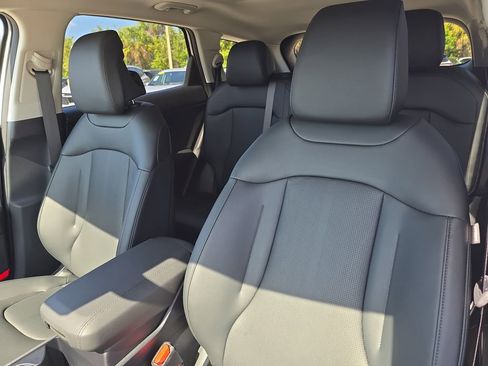 New 2026 Kia Sportage EX FWD image 22