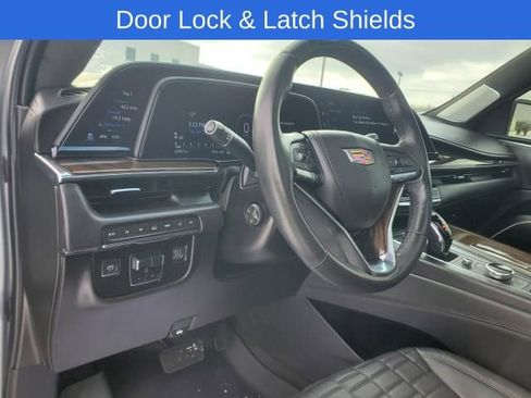 Used 2023 Cadillac Escalade ESV Sport Platinum image 24